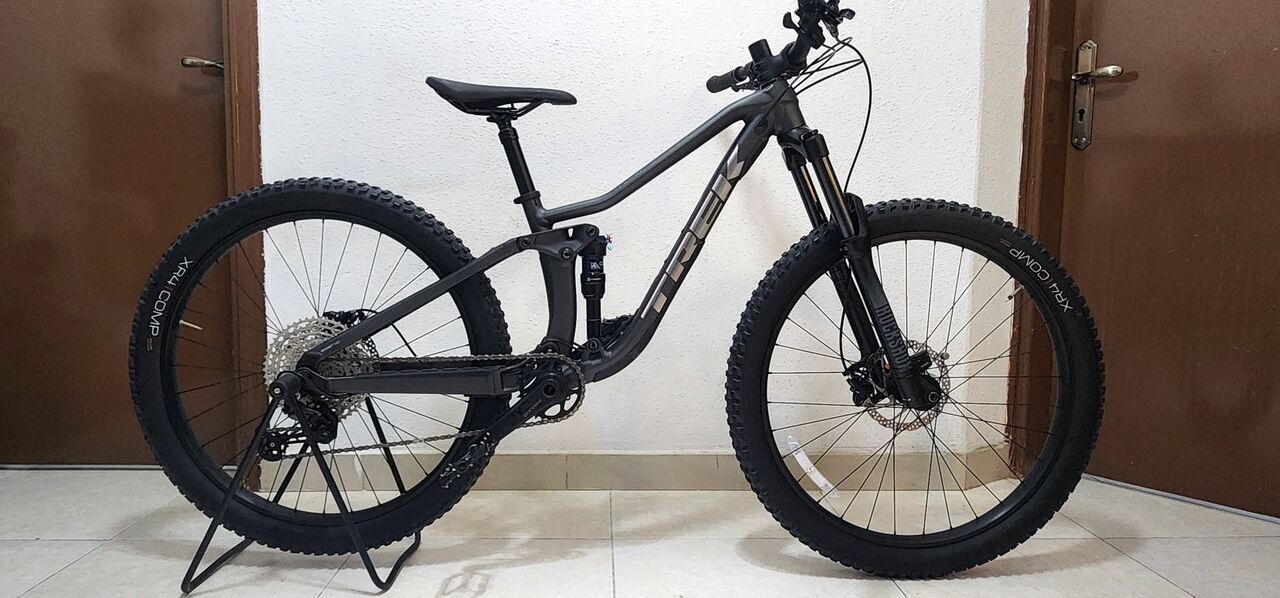 Riyadh, Bicycles, SAR 9000,  Trek Fuel EX 5 Gen 5 (2022) - Full Suspension Mountain Bike