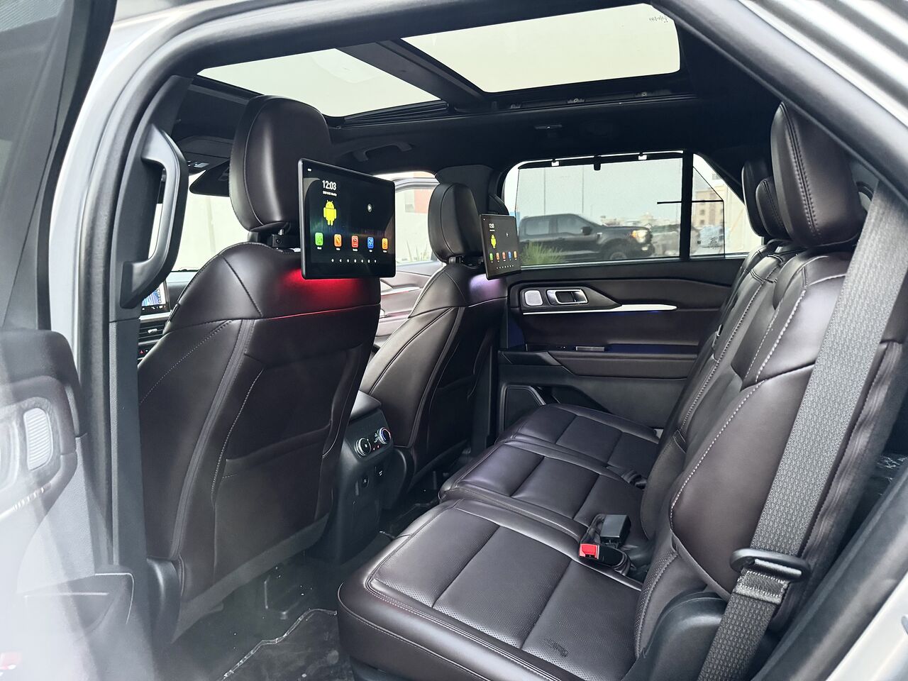 Dammam, Vehicles, Cars & Trucks , SAR 172500,  FORD EXPLORER (PLATINUM) Saudi Specs,  2025,  Automatic,  20550 KM,  5 Years Warrenty Agemcy Maintain (4X4)