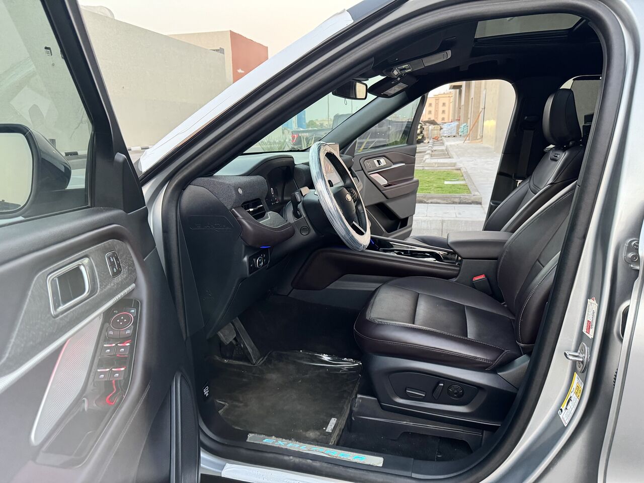 Riyadh, Vehicle Lease Transfer, SAR 175,  FORD EXPLORER (PLATINUM) SAUDI SPECS (4X4)