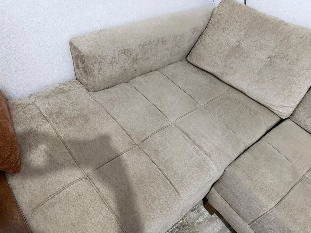 Al Faisaliyah, Furniture, SAR 2000,  Sofa 7 Set - 3pcs - With Table
