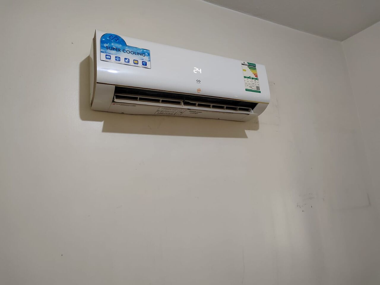 Riyadh, Household Items, SAR 800,  Split AC For Sale