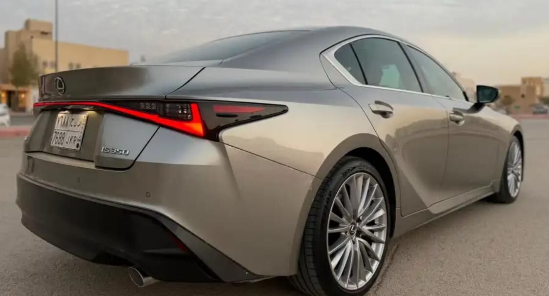 Riyadh, Vehicles, Cars & Trucks , SAR 185000,  LEXUS IS350,  2024,  Automatic,  19000 KM,  FULL OPTION B