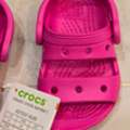SAR 90,  New Crocs Toddlers Size 19-20 With 4 Jibbitz Charms