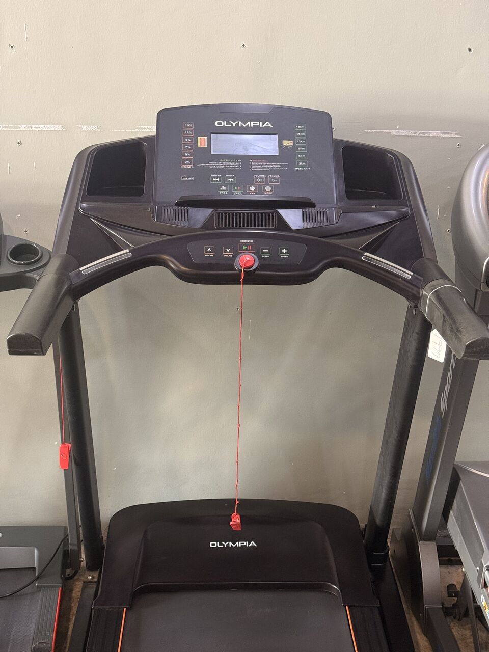 Riyadh, Sporting Goods, SAR 650,  Flash Sale Treadmill &ndash; Starting 599 SAR Only Today With Warranty 0537981203