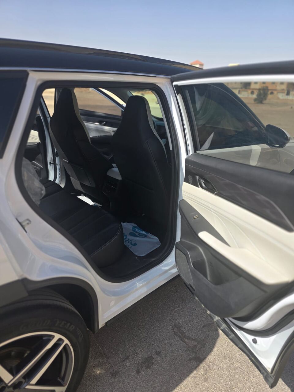 Riyadh, Vehicles, Cars & Trucks , SAR 43000,  Dongfeng MAGE E3 Ultimate,  2025,  52000 KM,