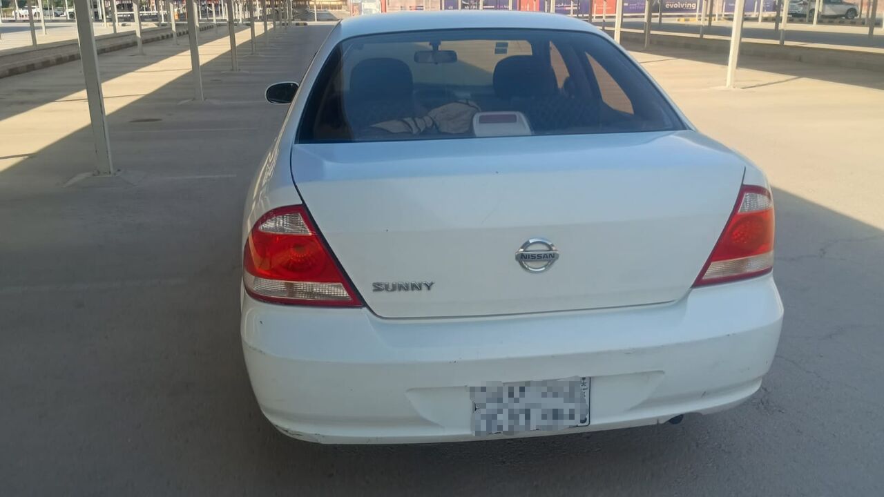 Riyadh, Vehicles, Cars & Trucks , SAR 12000,  Nissan  Sunny   (Made In Japan),  2009,  Manual,  495000 KM,  For Sale Nissan Sunny  Model  Transmission Car