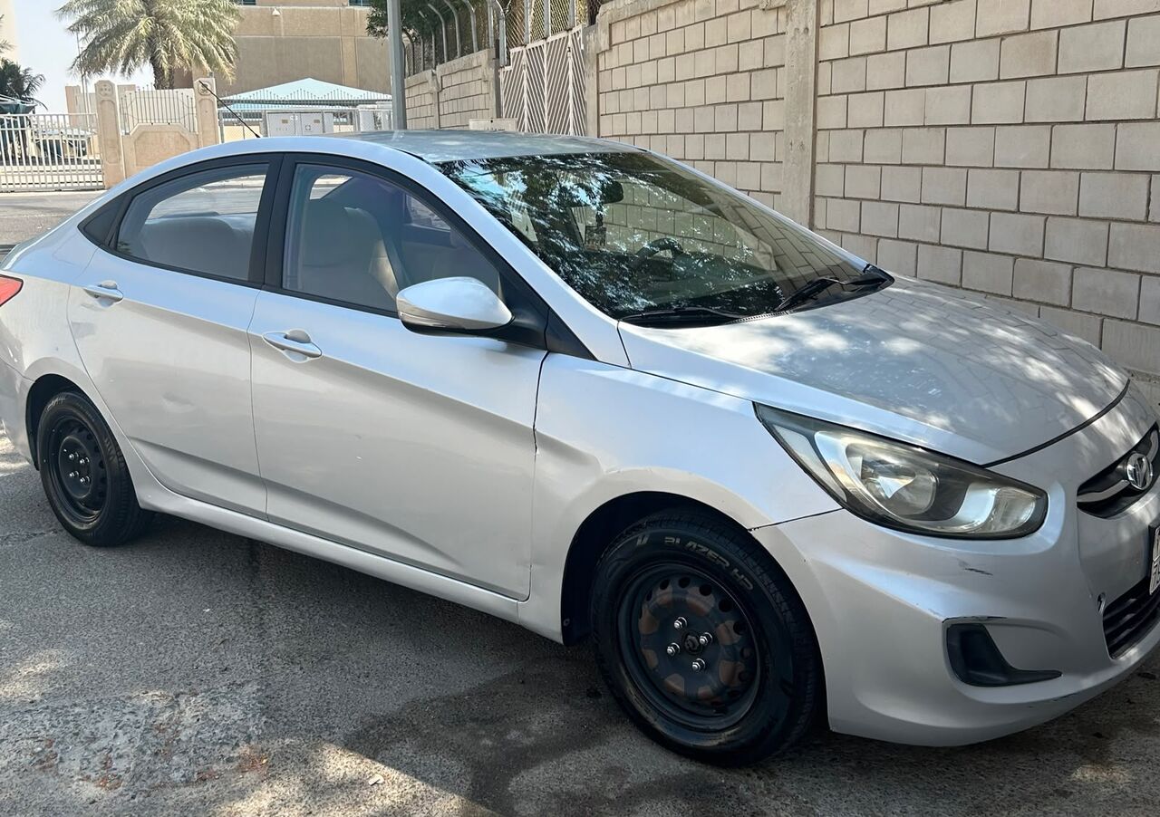 Jeddah, Vehicles, Cars & Trucks , SAR 25000,  Hyundai Accent,  2012,  Automatic,  280000 KM,