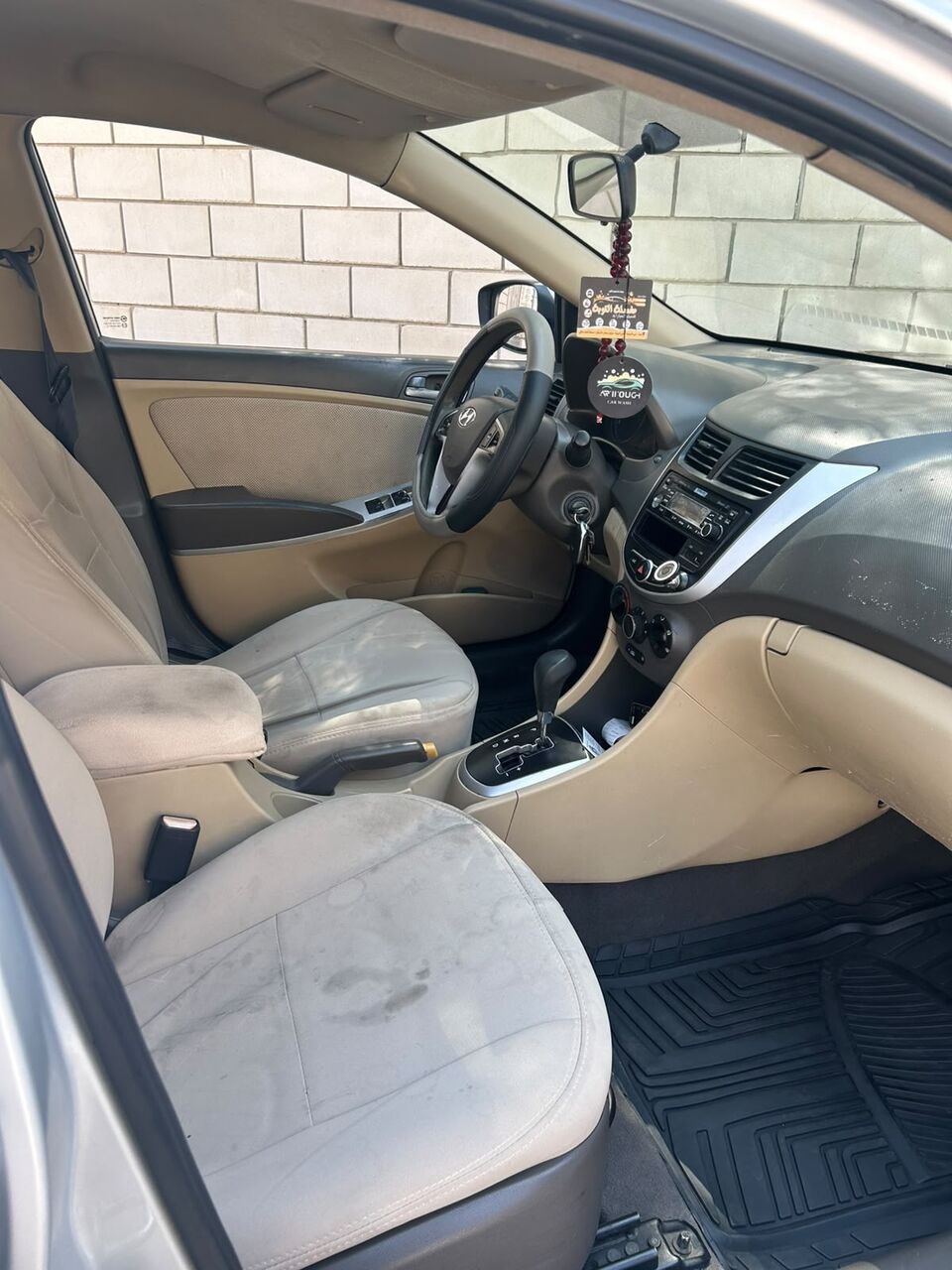Jeddah, Vehicles, Cars & Trucks , SAR 25000,  Hyundai Accent,  2012,  Automatic,  280000 KM,