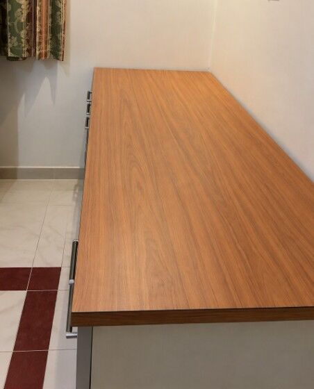 Dammam, Furniture, SAR 500,  Large Office / Study Desk With 6 Storage Drawers - Clean, Sturdy & Spacious.