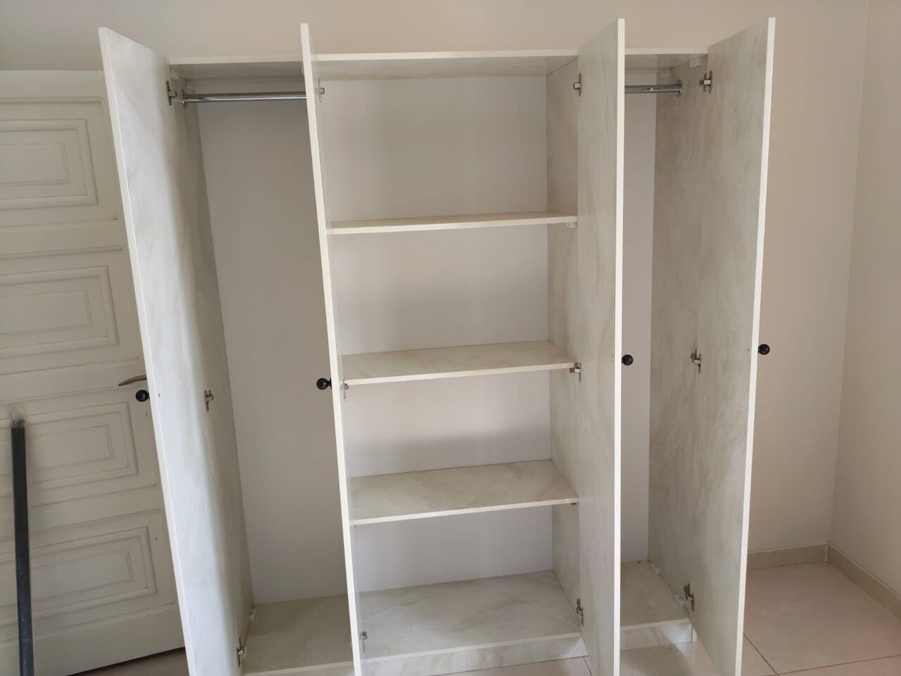Jeddah, Furniture, SAR 5,  New Wardrobe Available In Low Price