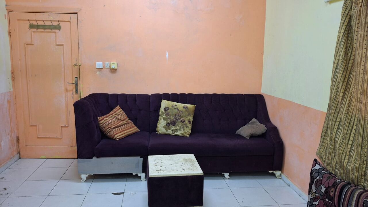 Jeddah, Housing Exchanges, SAR 1/month,  3 BR,  One Room For Rent (Aziziyah Jeddah)