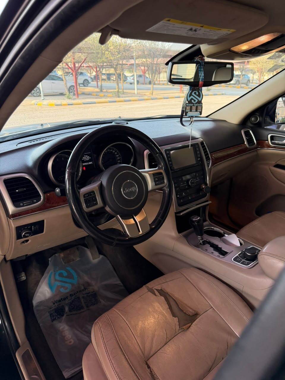 Riyadh, Auto Parts, SAR 27500,  Jeep Grand Cherokee 2012 Limited (V6) &ndash; Full Option