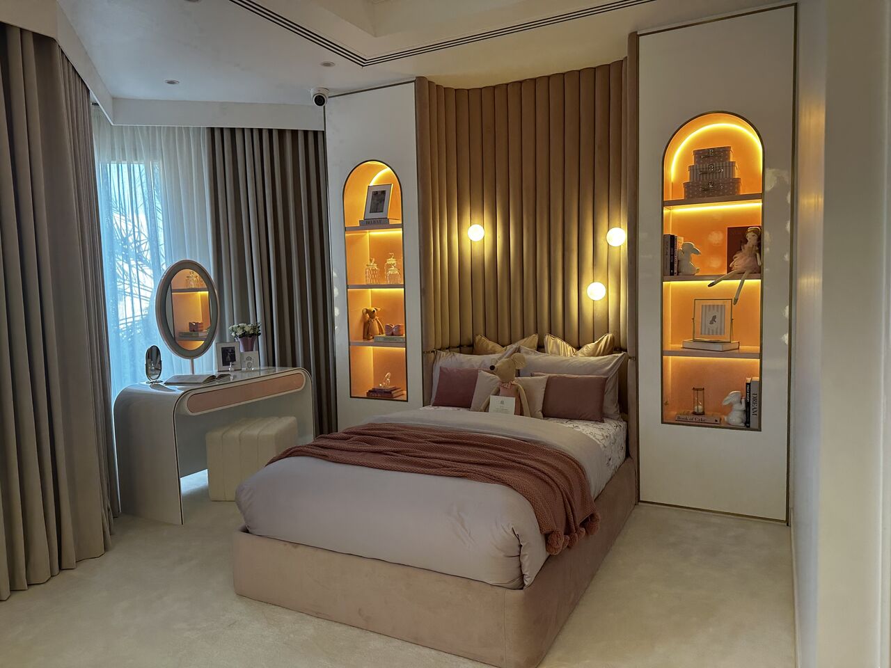 Riyadh, Interior Design, Contracting & Finishing Services