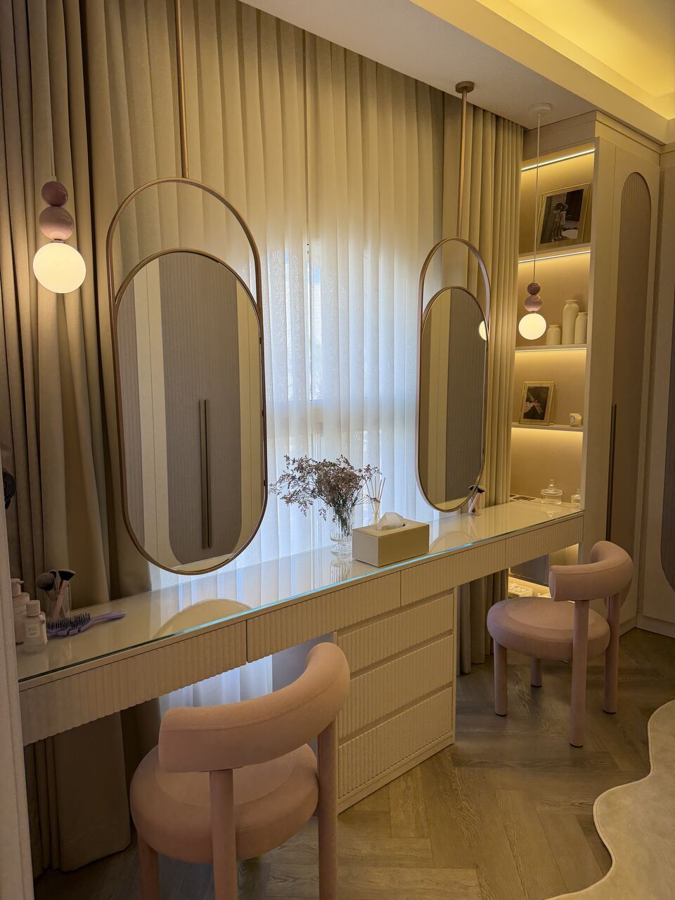 Riyadh, Interior Design, Contracting & Finishing Services