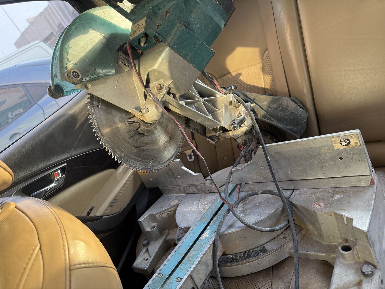 Riyadh, Tools, SAR 1200,  Hand Cutter Makita For Sale