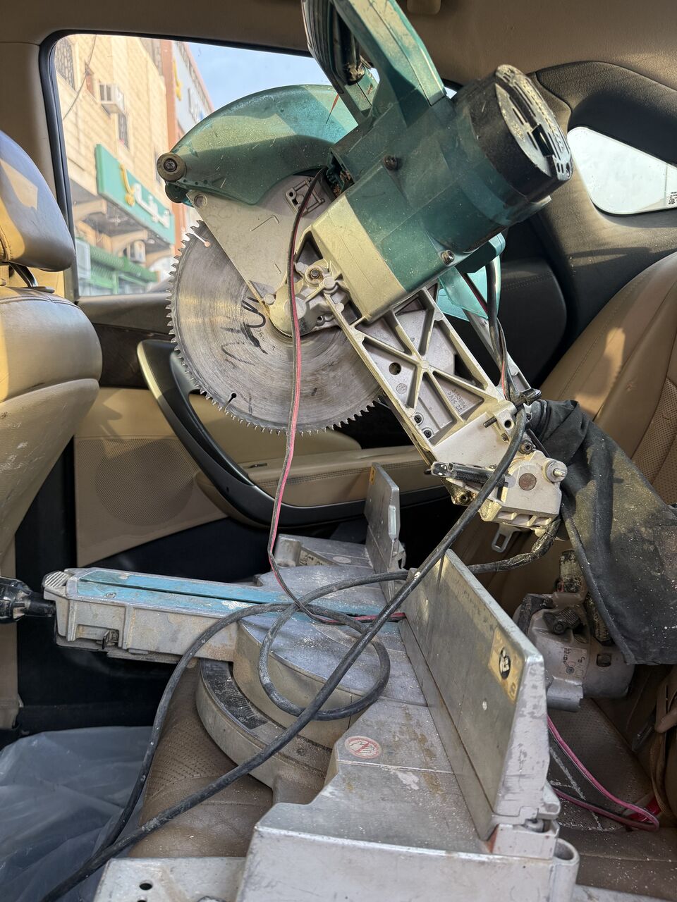 Riyadh, Tools, SAR 1200,  Hand Cutter Makita For Sale