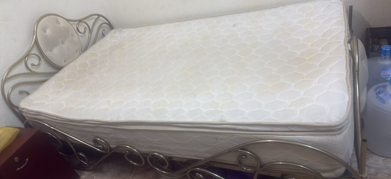 Al Khalidiyah, Furniture, SAR 700,  Bed Frame Along 35 Cm Mattress (1,40 Cm) Width