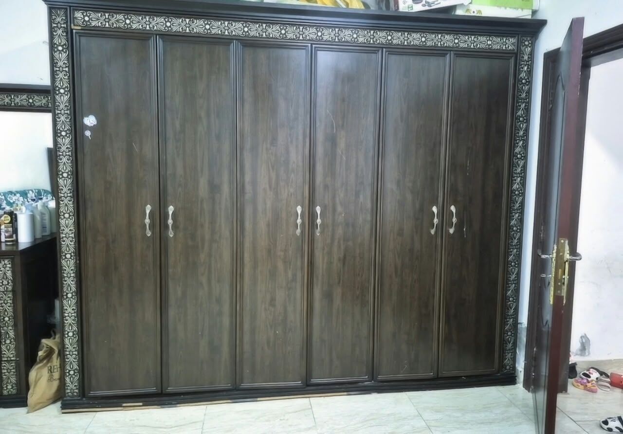 Jeddah, Furniture, SAR 2200,  Bed Room Set  King Size Bed With 2 Side Table And Mattress Is 1000sr1dressar 0561511840