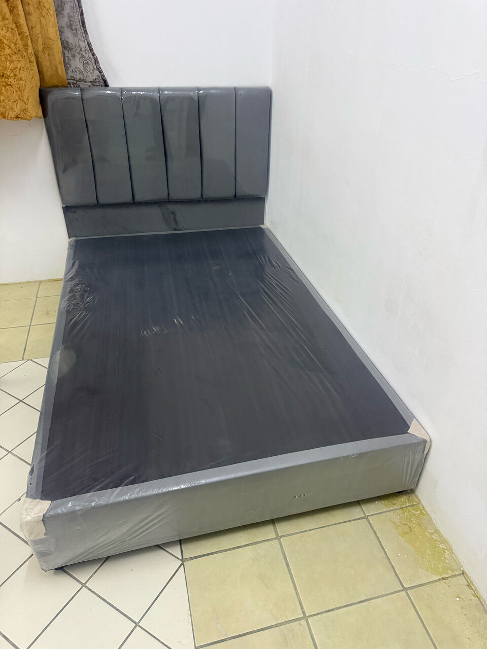 Jeddah, Furniture, SAR 5,  All Kinds Of Best Quality Medium Size Bed And Mattress Available