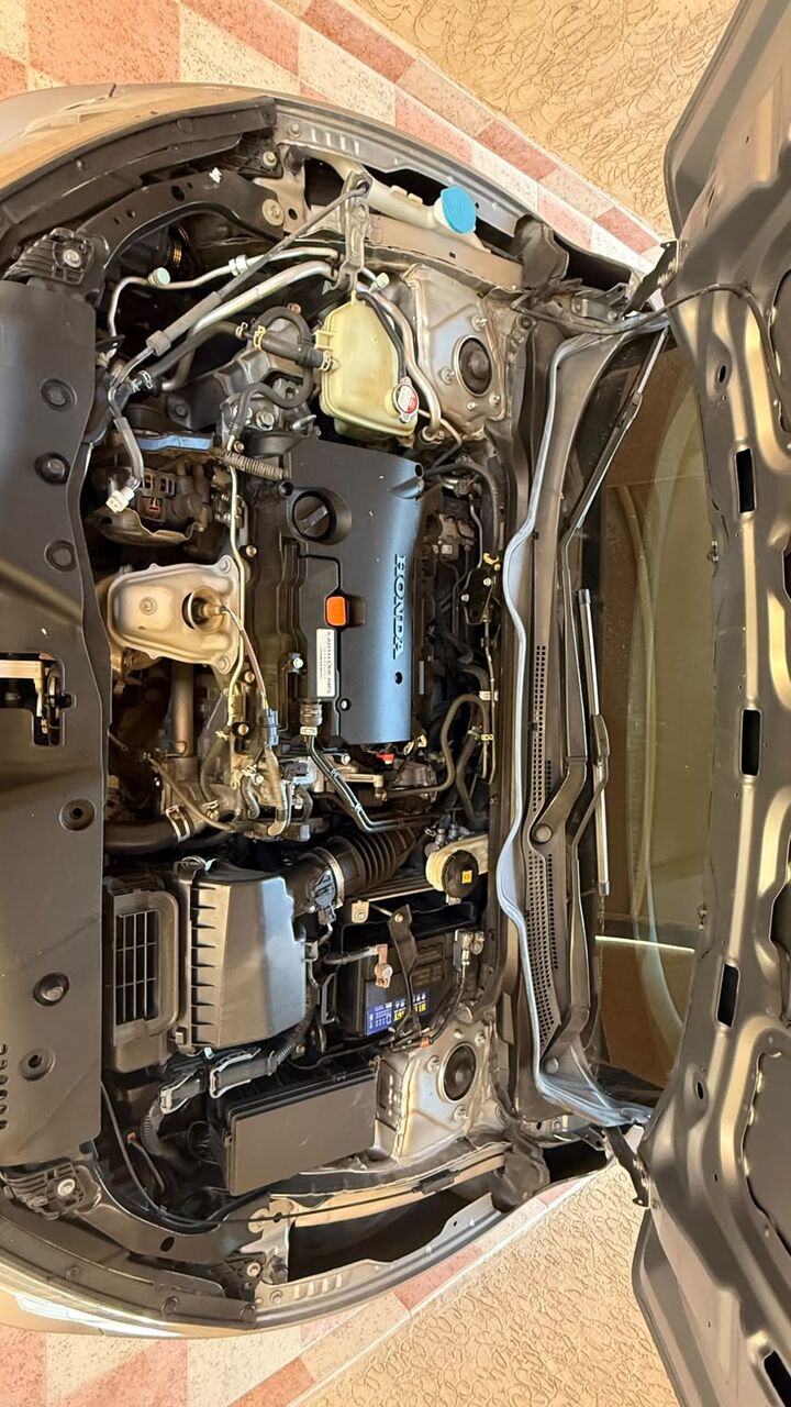 Riyadh, Vehicles, Cars & Trucks , SAR 36500,  Honda Civic EX-L,  2016,  Automatic,  235 KM,  Silver Color Clean Title For Sale Full Option
