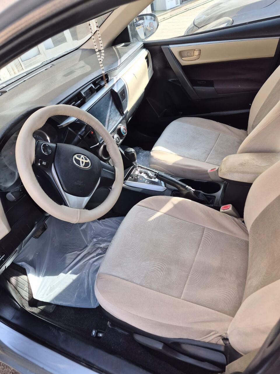 Al Malaz, Vehicles, Cars & Trucks , SAR 27000,  Toyota Corolla 2015,  2015,  Automatic,  330000 KM,    For Sale