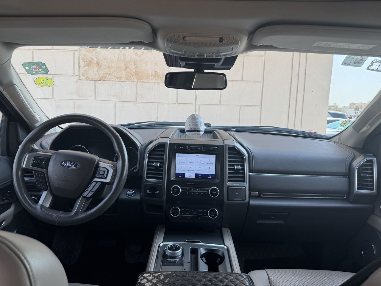 Riyadh, Vehicles, Cars & Trucks , SAR 145000,  Ford Expedition XLT,  2021,  Automatic,  105000 KM,