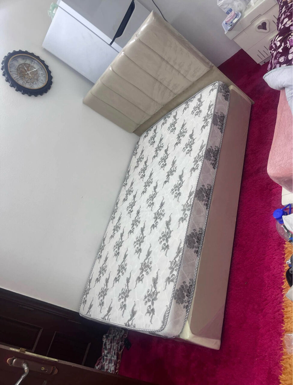 Jeddah, Furniture, SAR 5,  New Medium Size Bed Available In Cheap Price