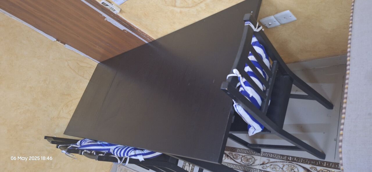 Al Iskan, Furniture, SAR 950,  950SAR/IKEA Bjursta Extendable Dining Table In Dark Brown With 4 Chairs