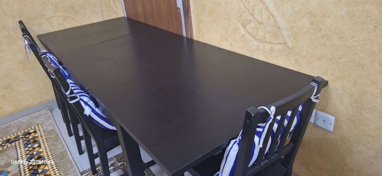 Al Iskan, Furniture, SAR 950,  950SAR/IKEA Bjursta Extendable Dining Table In Dark Brown With 4 Chairs