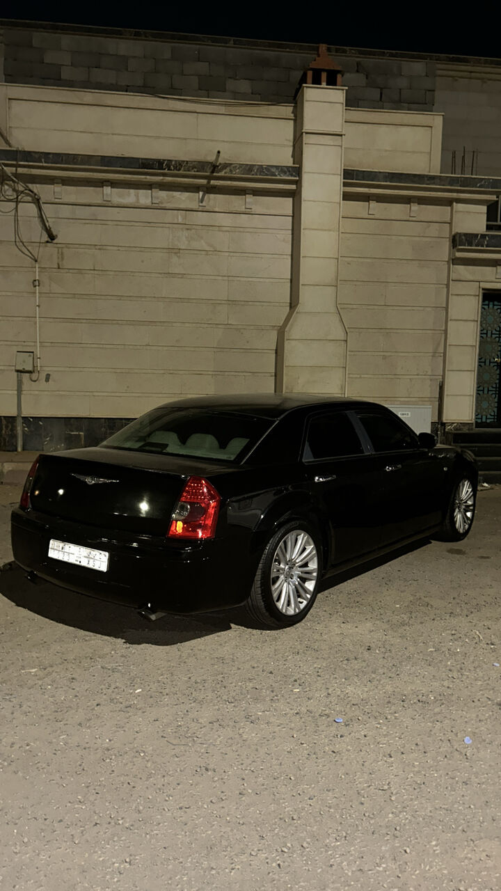 Riyadh, Vehicles, Cars & Trucks , SAR 32000,  Chrysler 300C,  2005,  Automatic,  97 KM,  Chrysler C300  Mint Condition