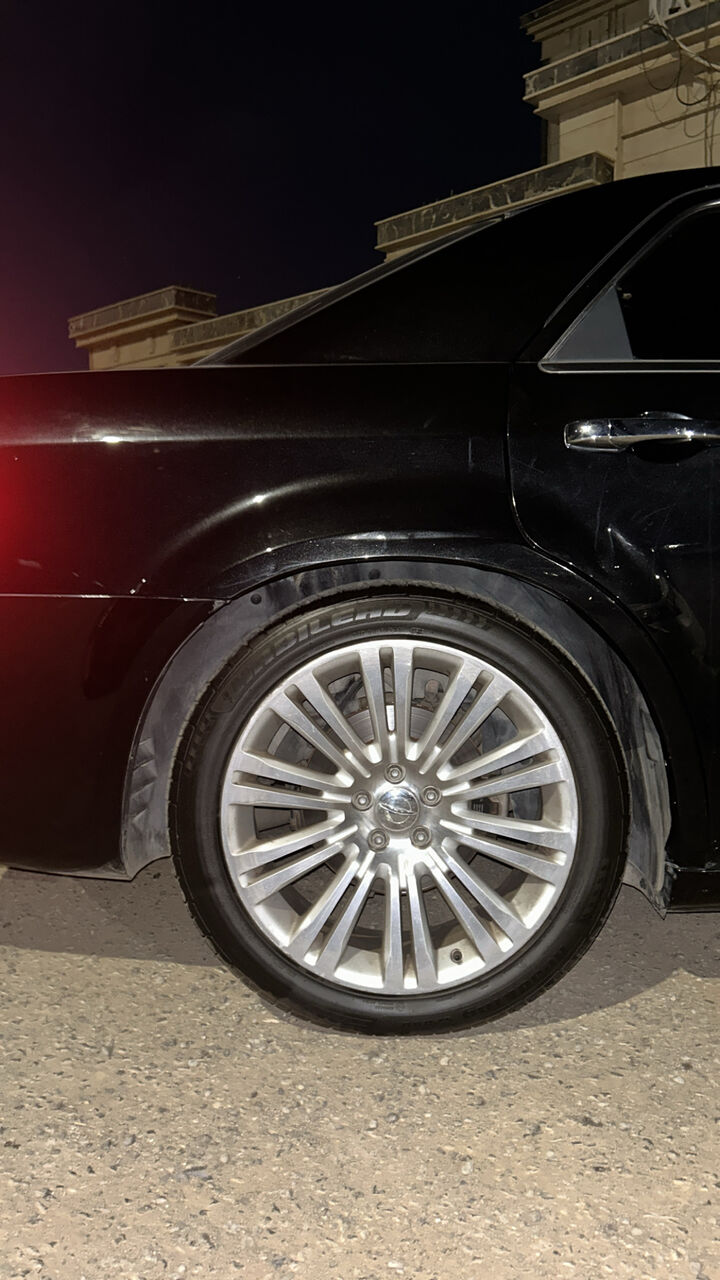 Riyadh, Vehicles, Cars & Trucks , SAR 32000,  Chrysler 300C,  2005,  Automatic,  97 KM,  Chrysler C300  Mint Condition