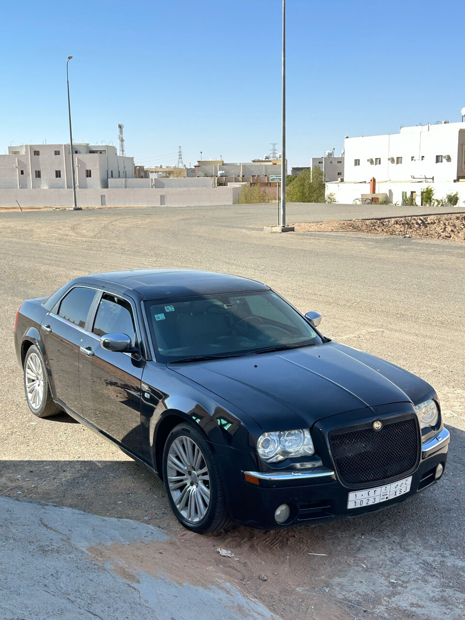 Riyadh, Vehicles, Cars & Trucks , SAR 32000,  Chrysler 300C,  2005,  Automatic,  97 KM,  Chrysler C300  Mint Condition