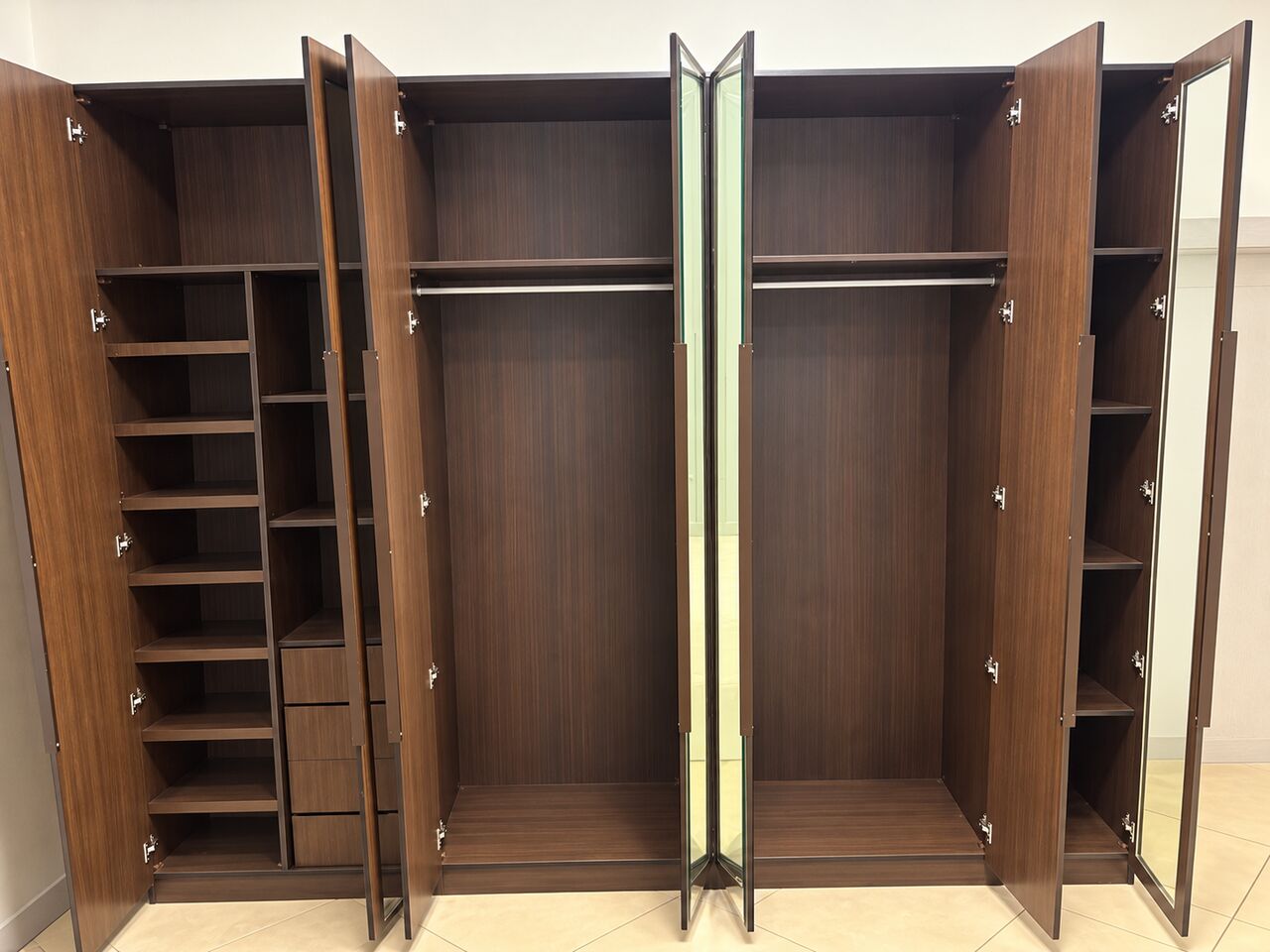 Al Rabwah, Furniture, SAR 1500,  Brown Wood-look Wardrobe With Mirrors