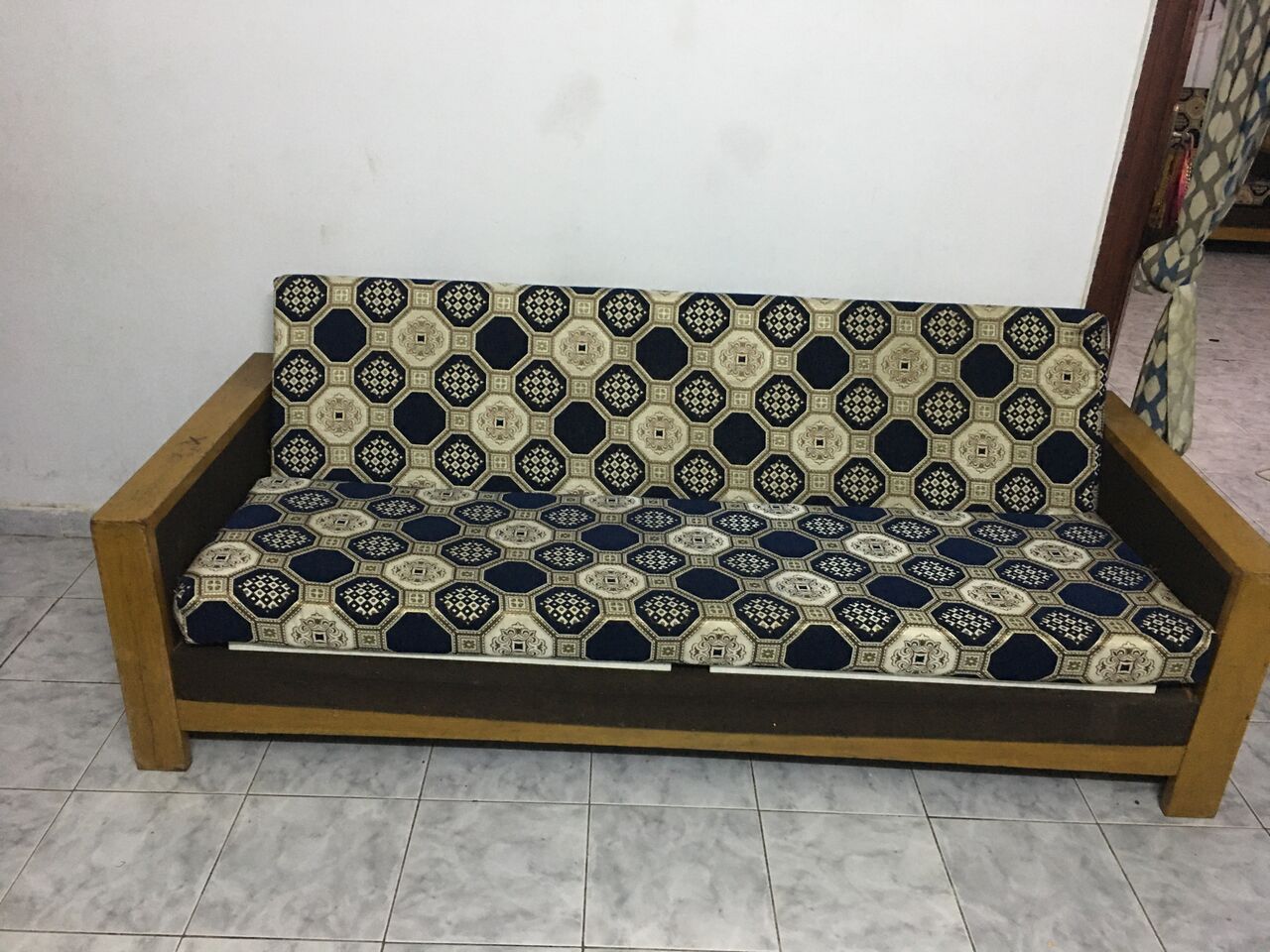Al Rehab, Furniture, SAR 200,  Sofa-5 Seater