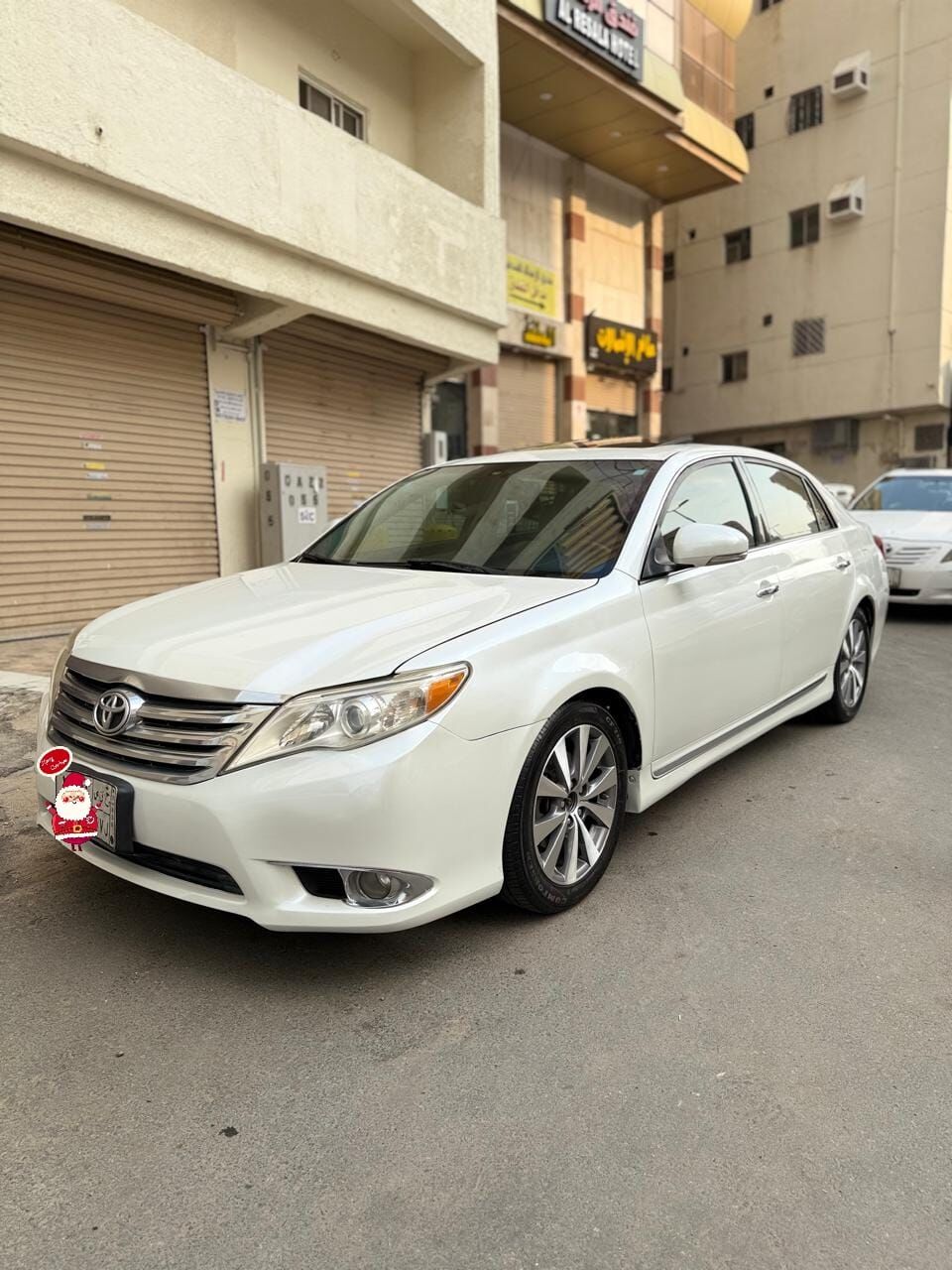 Riyadh, Vehicles, Cars & Trucks , SAR 38000,  Toyota Avalon,  2011,  Automatic,  370000 KM,    Limied