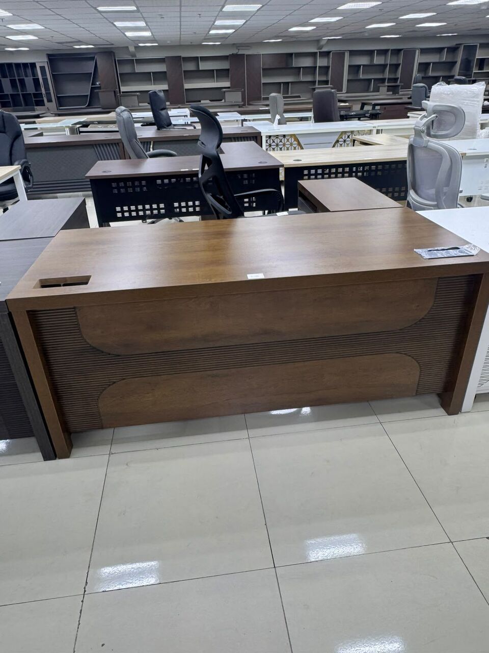 Jeddah, Furniture, SAR 5,  Office Furniture Available In Low Price