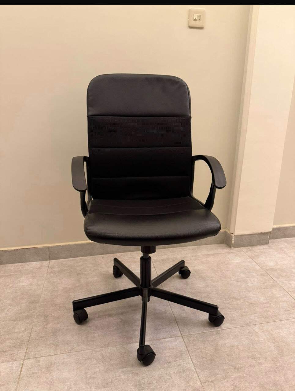 Yanbu, Household Items, SAR 650,  House Hold For Sale- TV Dish Reciver, Wifi Extender, Study Table Etc.