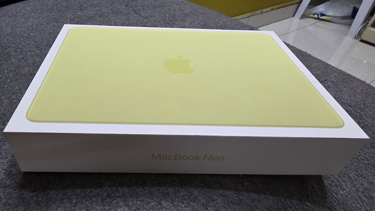 Riyadh, Computers, SAR 3499,  Apple MacBook Neo 512GB