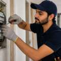 Professional Electrician Services In Karachi | Ustaad Experts