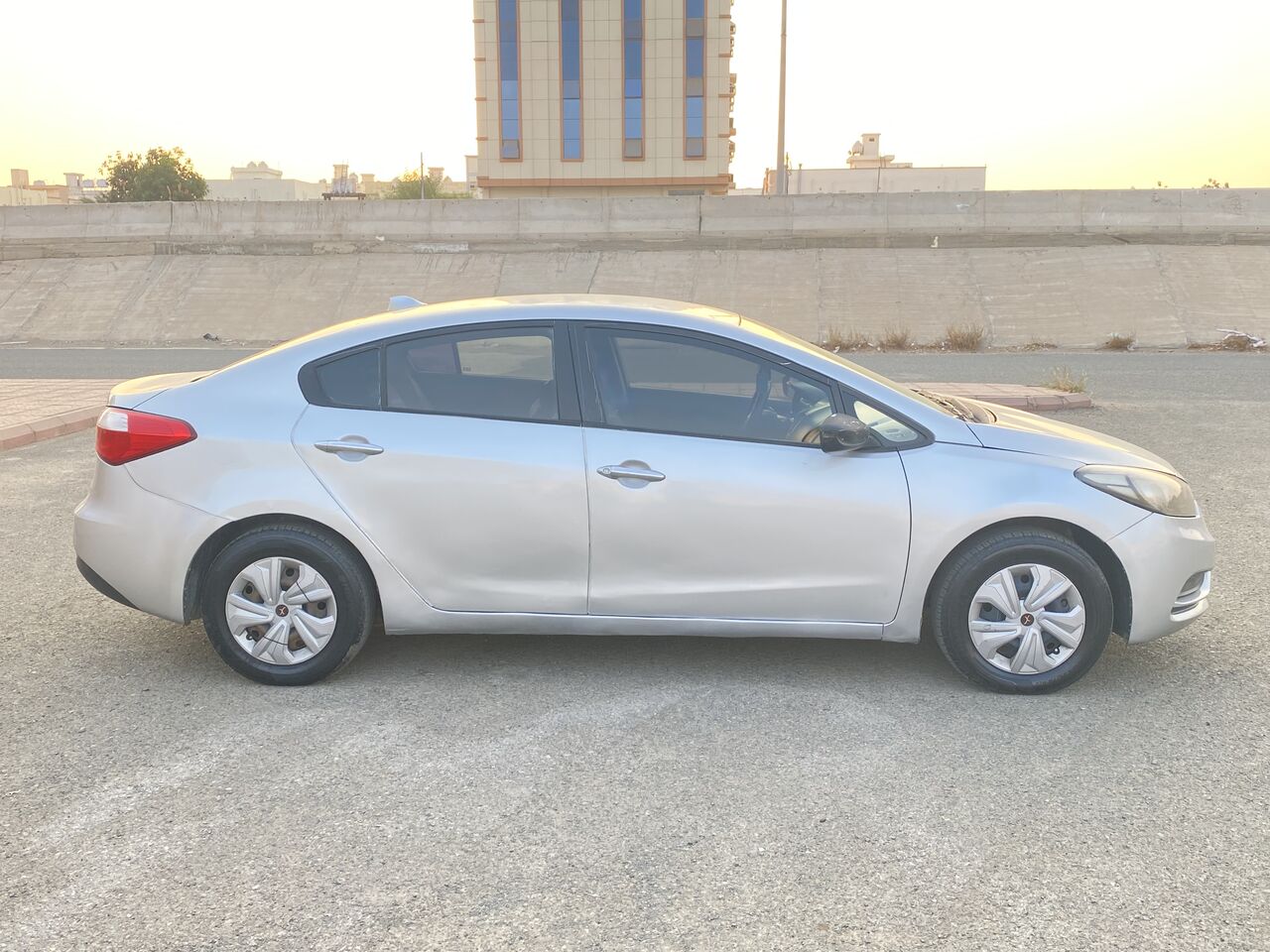 Jeddah, Vehicles, Cars & Trucks , SAR 18000,  Kia Cerato,  2015,  Automatic,  410000 KM,    For Sale