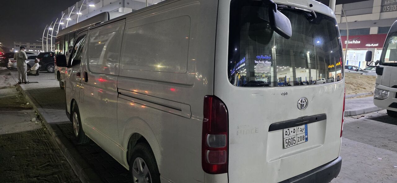 Dammam, Vehicles, Cars & Trucks , SAR 50,  2018 PETROL,  2018,  Manual,  211000 KM,  TOYOTA HAICE Cargo VAN For Sale.petrol