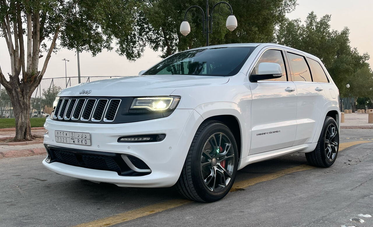 Riyadh, Vehicles, Cars & Trucks , SAR 65000,  Jeep Grand Cherokee SRT,  2015,  Automatic,  320000 KM,  Jeep SRT8  Full Option