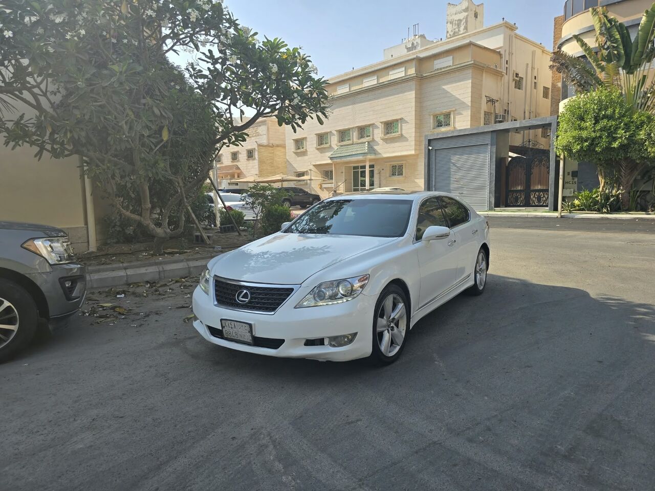 Jeddah, Vehicles, Cars & Trucks , SAR 34000,  Lexus LS 460,  2010,  Automatic,  170000 KM,  Lexus LS460