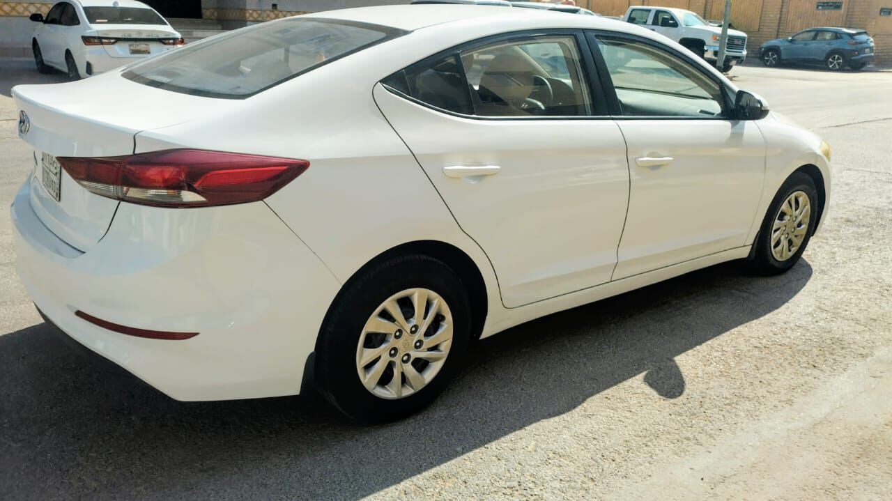 Hara, Vehicles, Cars & Trucks , SAR 32000,  Hyundai Elantra,  2017,  190000 KM,  Elantra  For Sale