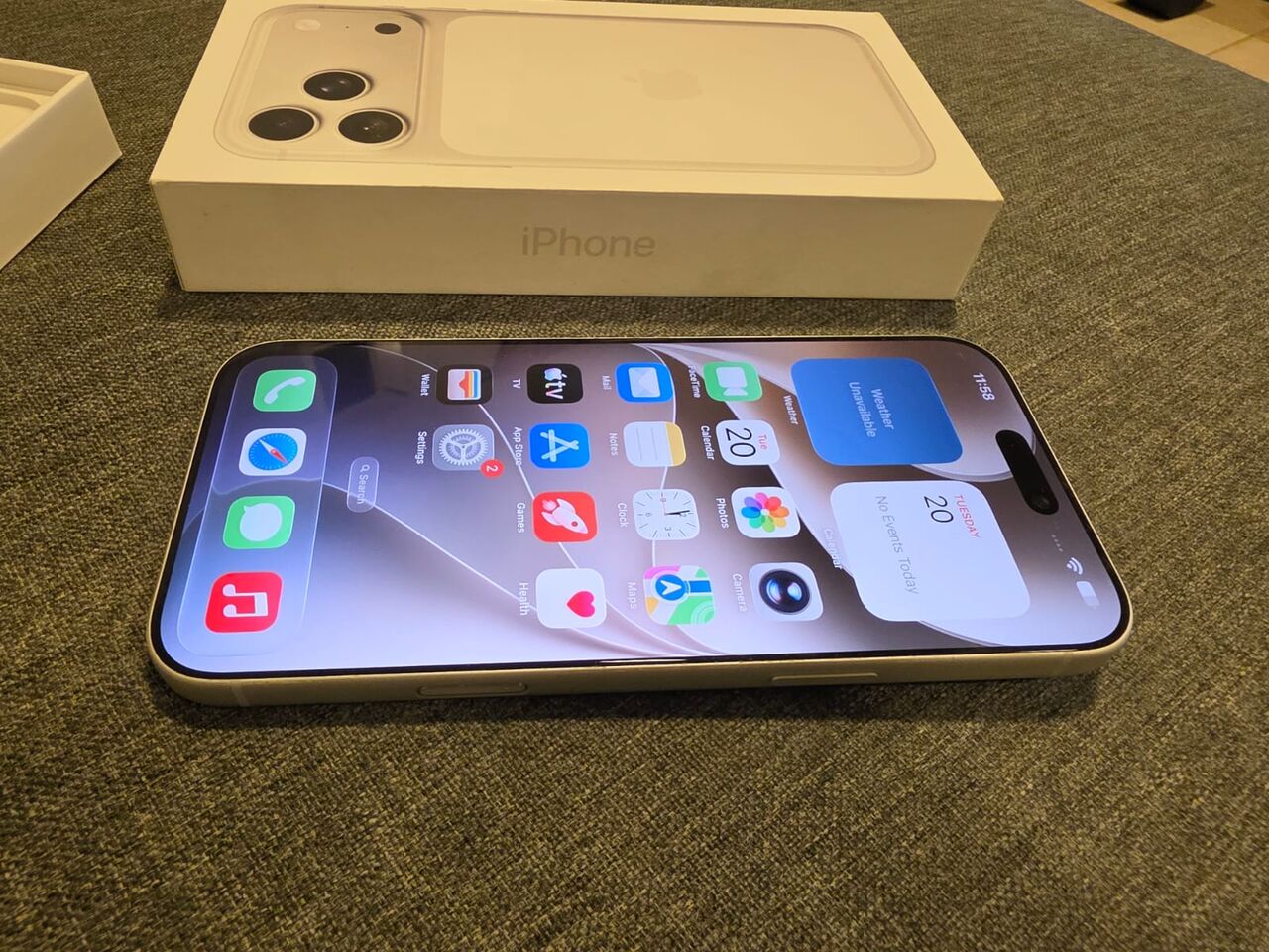 Al Sulaymaniyyah, Mobile Phones, SAR 4300,  Apple IPhone 17 Pro Max 256GB Silver