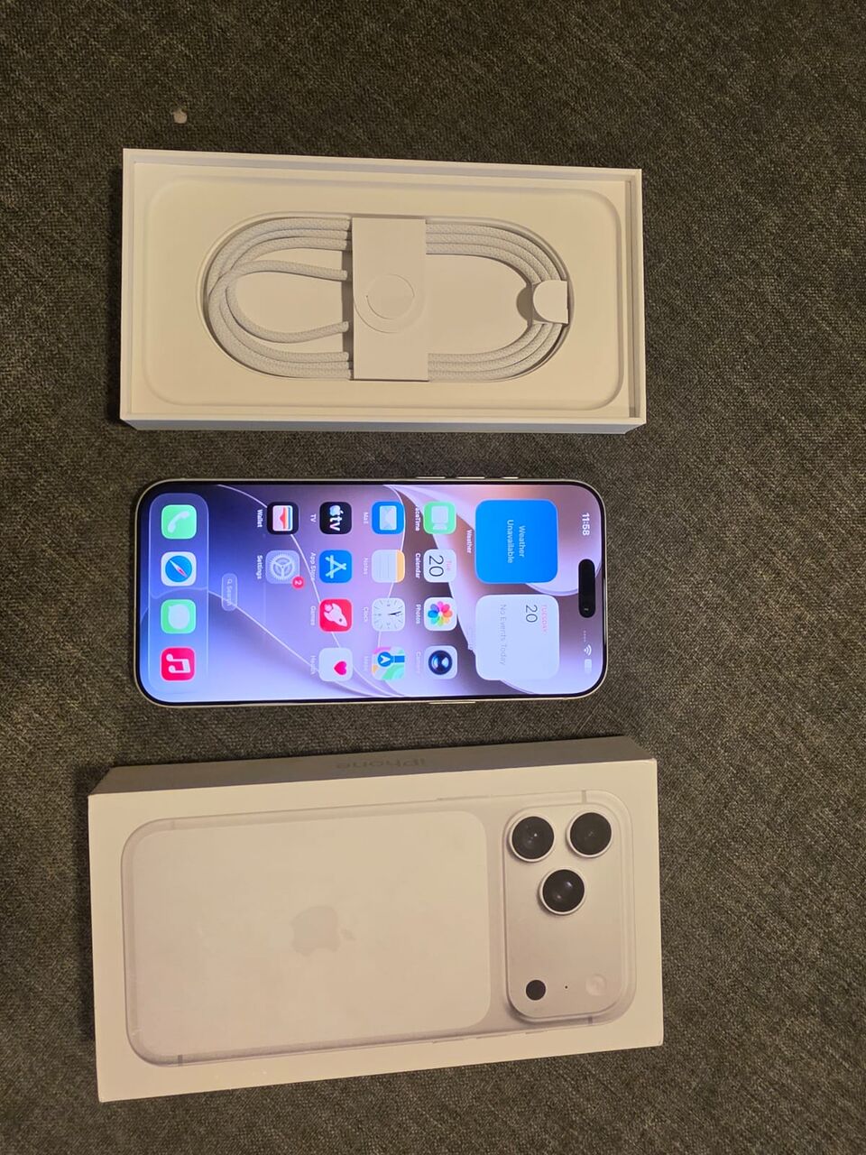 Al Sulaymaniyyah, Mobile Phones, SAR 4300,  Apple IPhone 17 Pro Max 256GB Silver