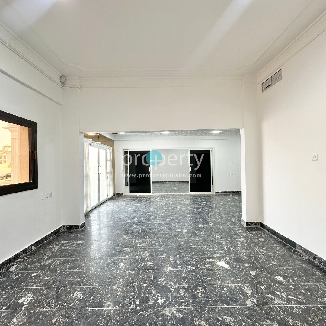 Kuwait City, Villas, KWD 2000,  Spacious Villa For Rent In Jabriya