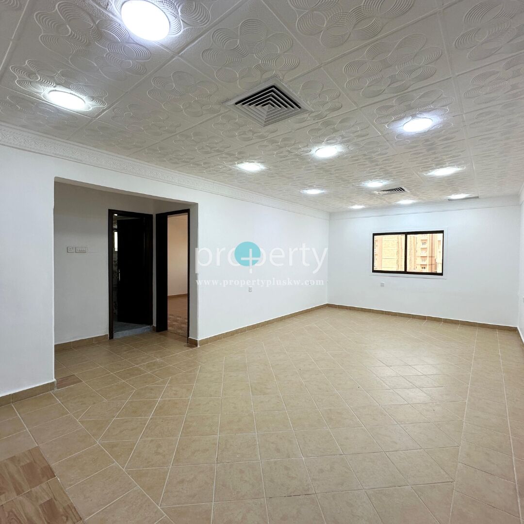 Kuwait City, Villas, KWD 2000,  Spacious Villa For Rent In Jabriya