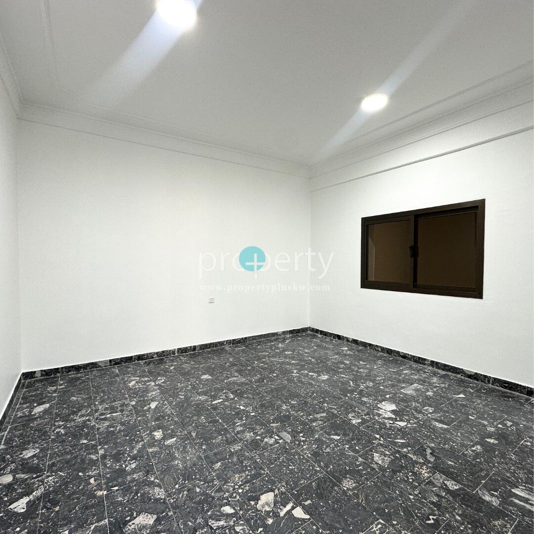 Kuwait City, Villas, KWD 2000,  Spacious Villa For Rent In Jabriya