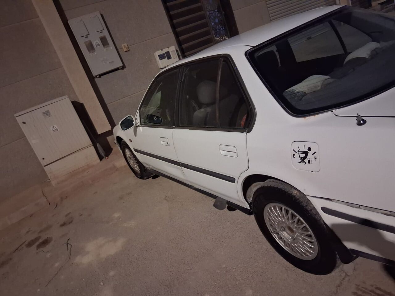 Riyadh, Vehicles, Cars & Trucks , SAR 7000,  Honda Accord,  1992,  Manual,  7000000 KM,  Fahas Istamara Is Valid